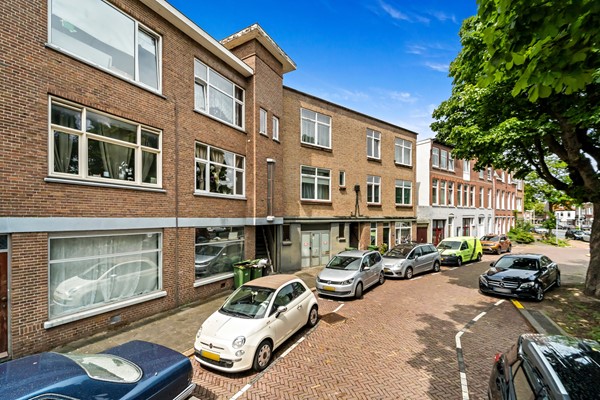 Medium property photo - Van Musschenbroekstraat 53, 2522 AJ Den Haag